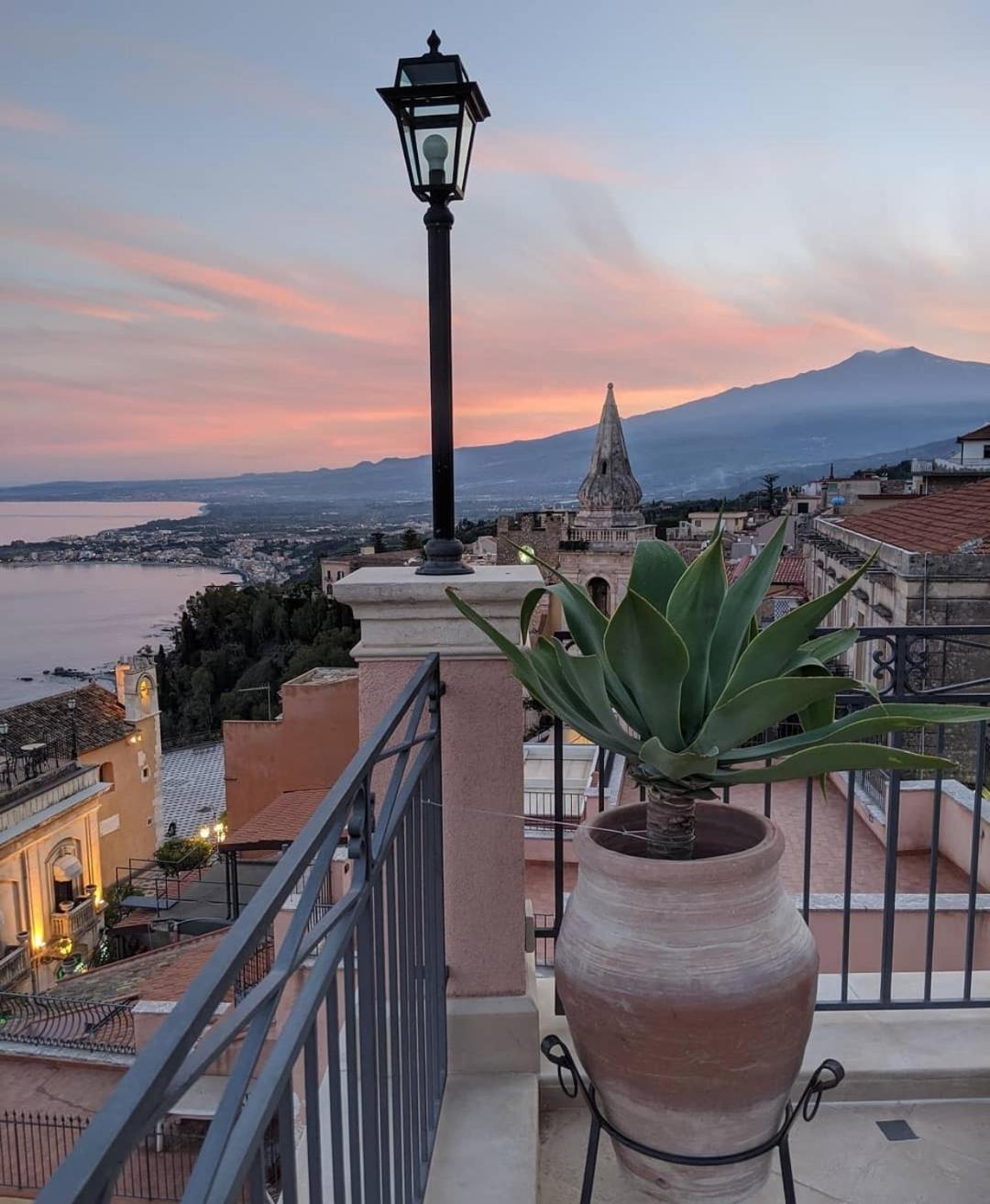 Casa Turchetti Bed and Breakfast Taormina Exteriör bild